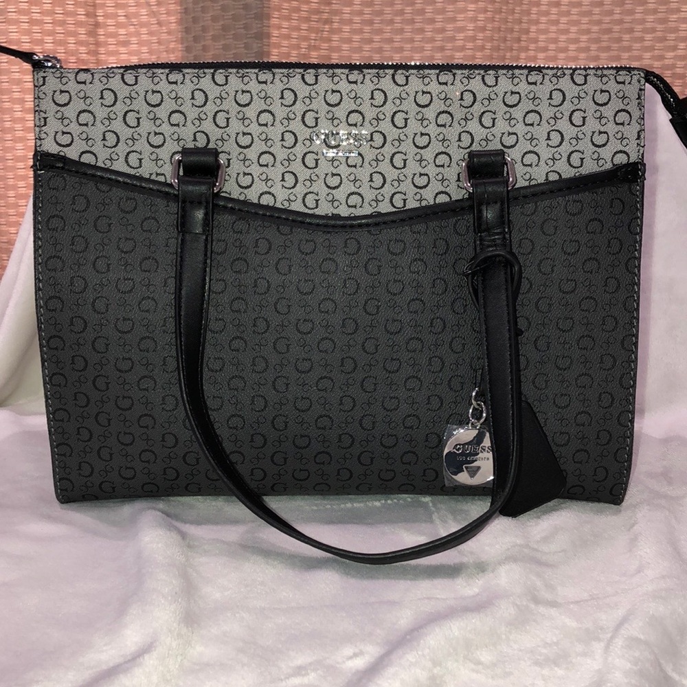 Guess purse